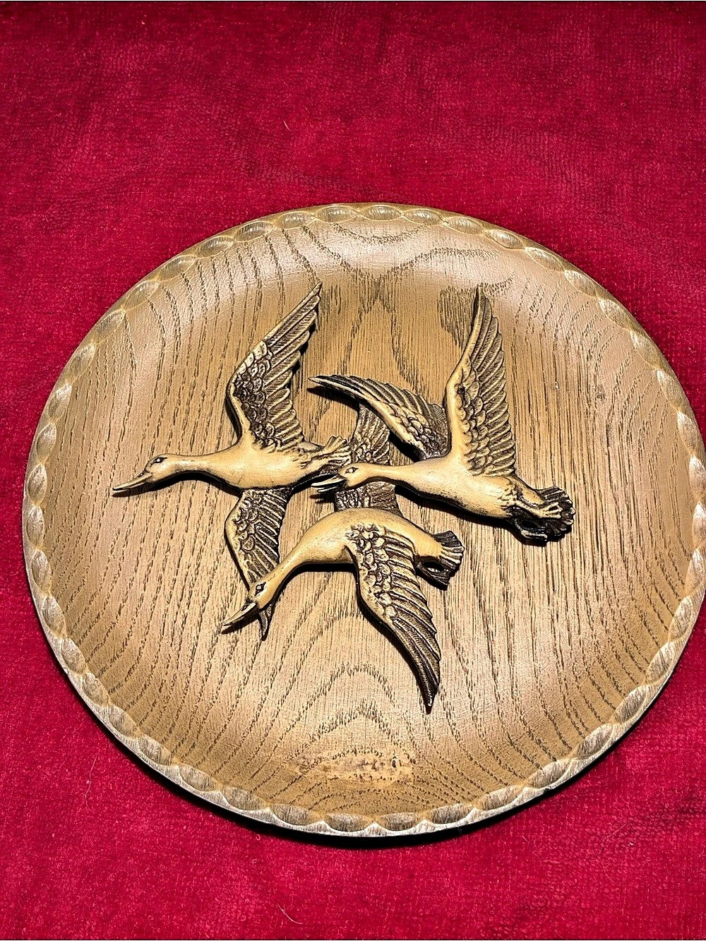 Vintage Three-Bird Faux Wood Wall Plaque Brown